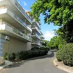 Apartment - Superbe T3 Avec Terrasse, Piscine Et Parking Securise - 6 Personnes - Fr-1-420-33 *