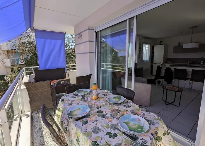 - Superbe T3 Avec Terrasse, Piscine Et Parking Securise - 6 Personnes - Fr-1-420-33 Apartment *